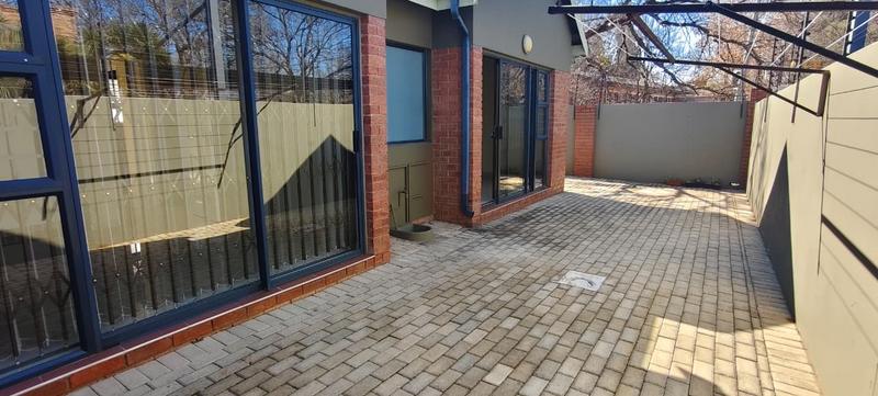To Let 2 Bedroom Property for Rent in Die Bult North West